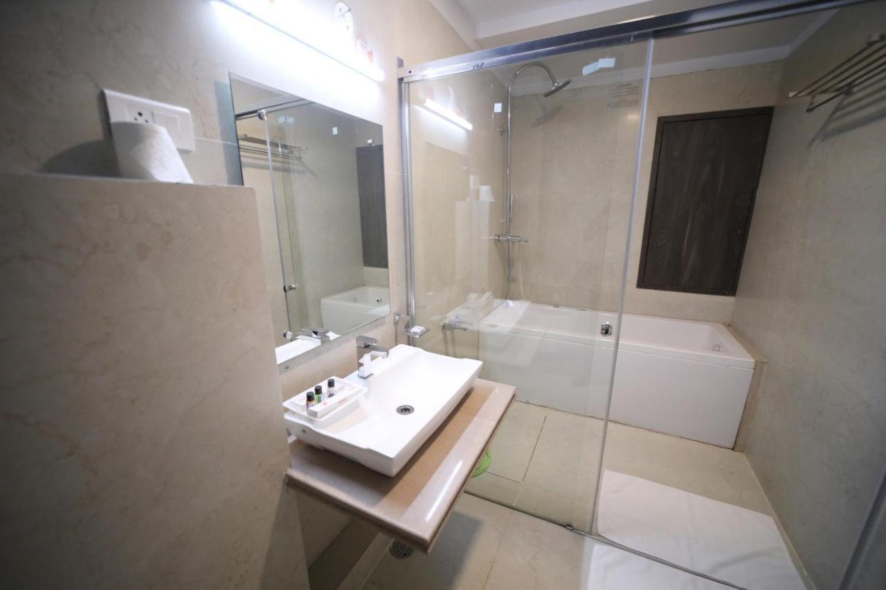 Hotel Panchsheel Ayodhya Екстер'єр фото