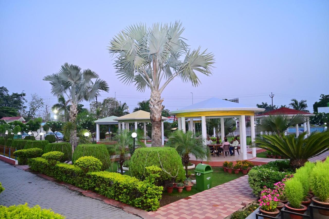 Hotel Panchsheel Ayodhya Екстер'єр фото